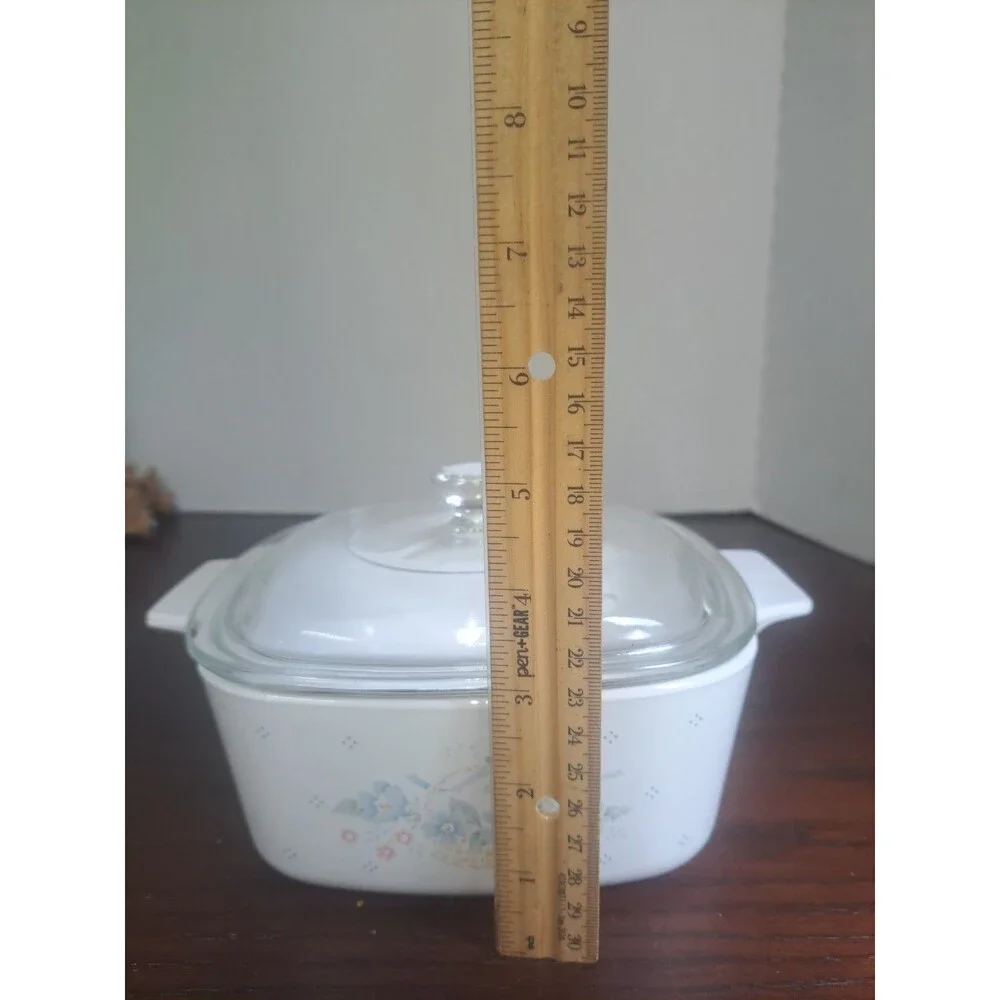 Vintage Corningware Country Cornflower 1.5 Quart Casserole Dish